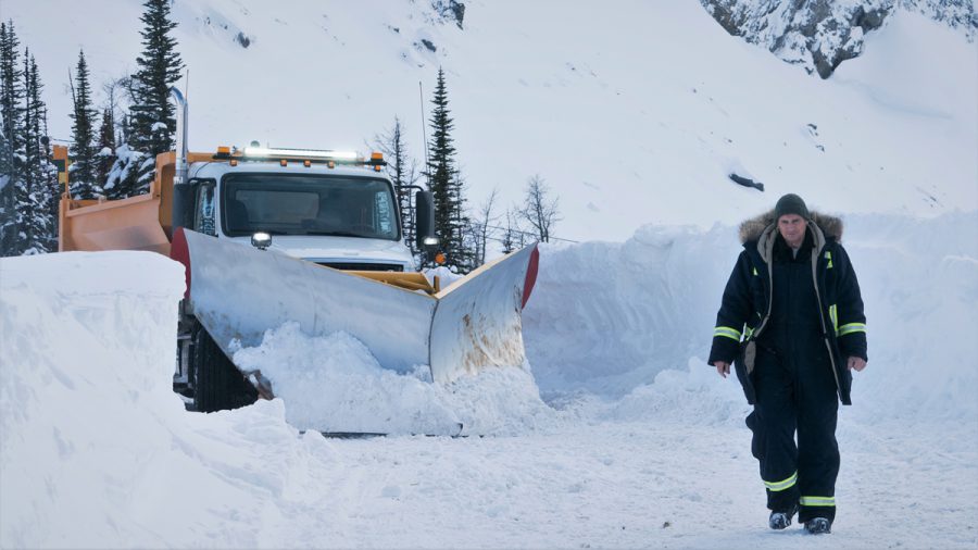 リーアム・ニーソンが田舎の雪かきおじさんを演じるだと……!?『スノー・ロワイヤル』は全方位から予想を裏切る、怪作リベンジ・アクションだった！