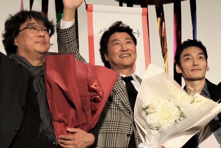 草彅剛『パラサイト』愛を熱烈告白！オスカー受賞 ポン・ジュノ＆ソン・ガンホ凱旋舞台挨拶