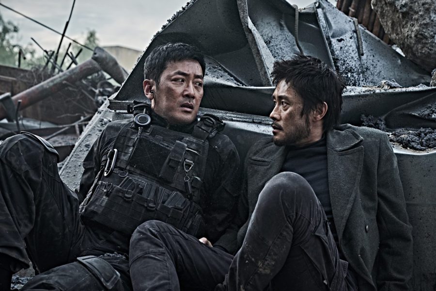 頭脳派マ・ドンソクが新鮮！『白頭山大噴火』は“北の”イ・ビョンホン×特殊部隊ハ・ジョンウの絡みもアツいディザスター大作