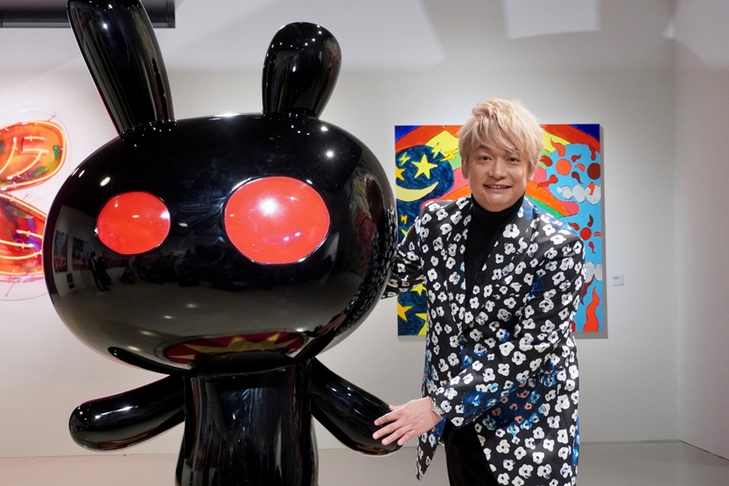 「自分って何なんだろう？」香取慎吾の3年ぶり個展『WHO AM I』が開催中