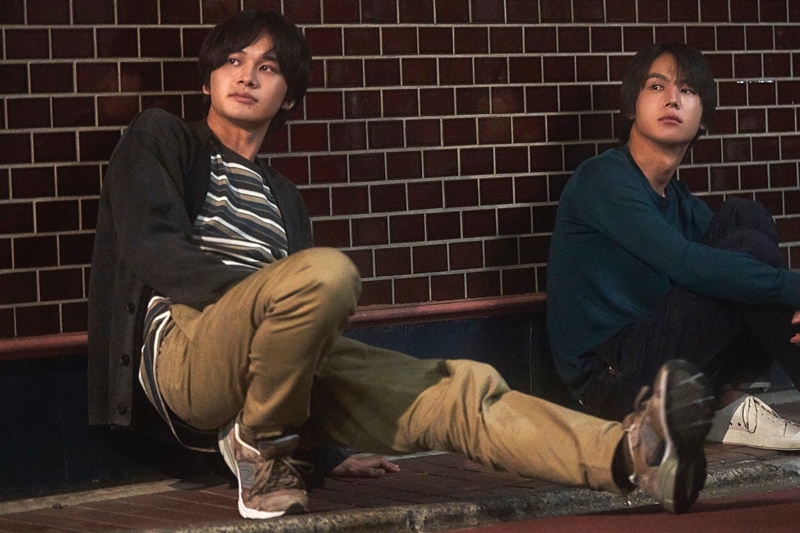 “友人の死”をきっかけに再会した二人 北村匠海✕中川大志 W主演『スクロール』本編映像