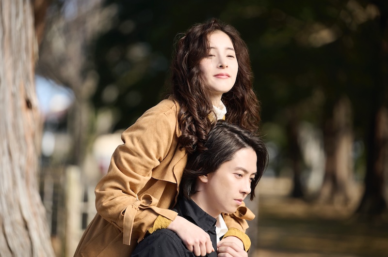 山下智久＆新木優子が贈る『SEE HEAR LOVE』“温かい愛の溢れた”新場面写真解禁、アジアツアーも決定！