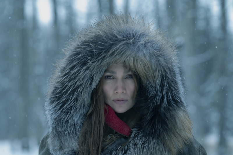 狼を“目力”でビビらせることができるのはジェニファー・ロペスだけ！Netflix『ザ・マザー：母という名の暗殺者』