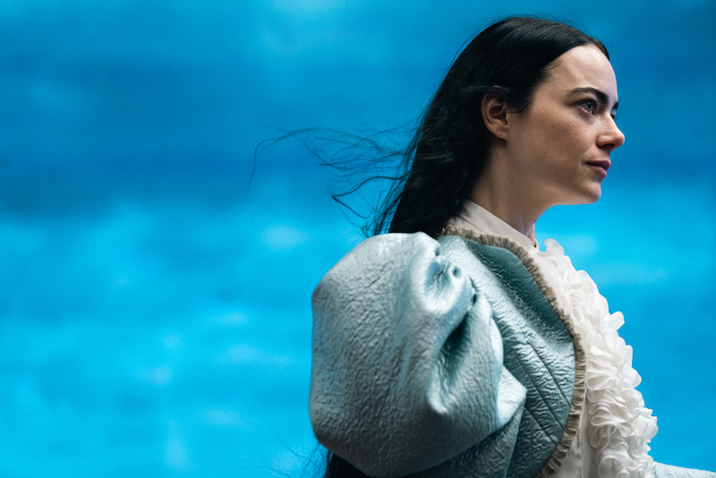 「第96回アカデミー賞」4部門受賞！エマ・ストーン×ヨルゴス・ランティモス監督『哀れなるものたち』ディズニープラスで独占配信
