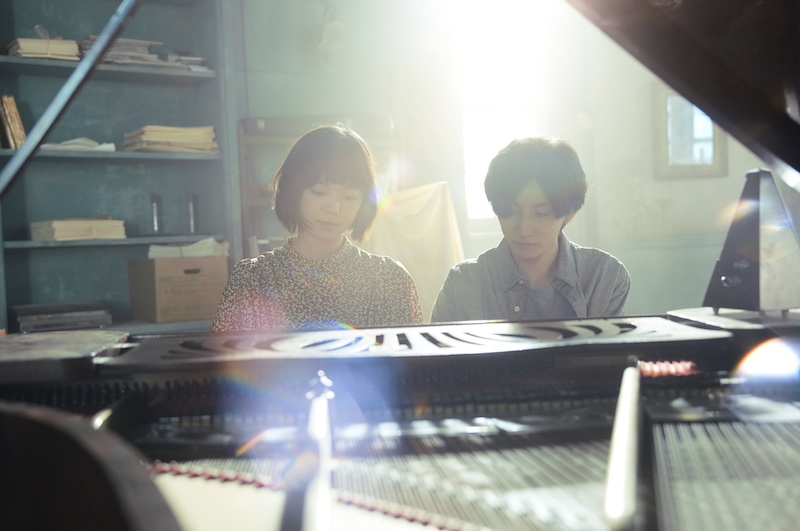 「この曲が流れたとき、ボロボロ泣きました」京本大我＆古川琴音『言えない秘密』主題歌はSixTONESが担当