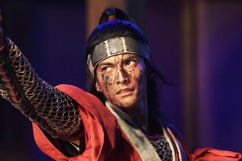 なぜ映画『八犬伝』で「四谷怪談」が上演されるのか？中村獅童×尾上右近が時代を超えて演じる歌舞伎シーンを解説