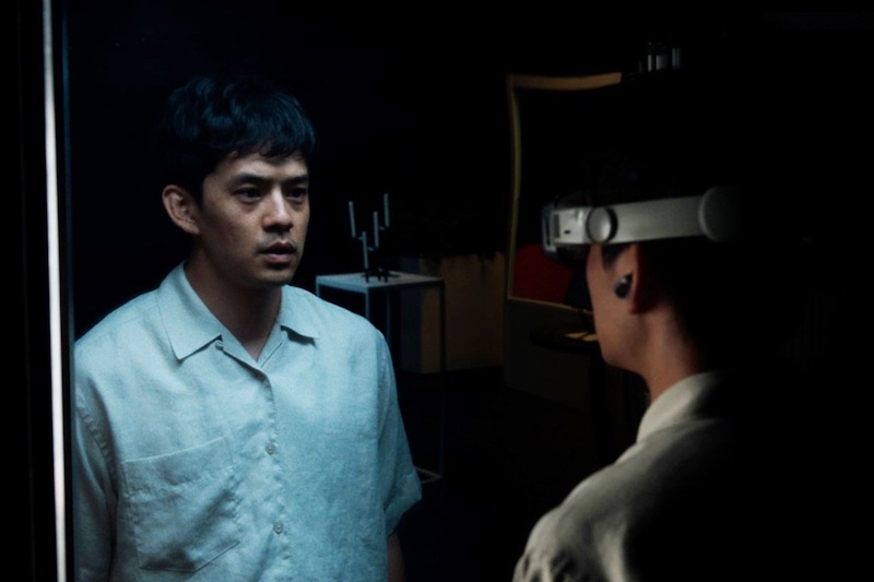 “人間の存在そのもの”を揺るがす「リアル・アバター」や「ヴァーチャル・フィギュア(VF)」の存在『本心』場面写真