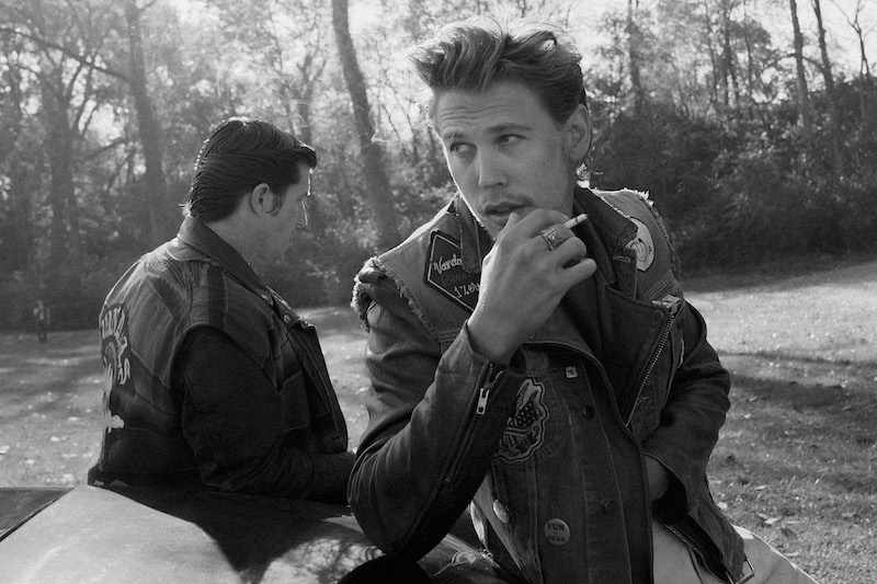 オースティン・バトラーらが“60年代の空気を纏った”モノクロカット解禁！『ザ・バイクライダーズ』
