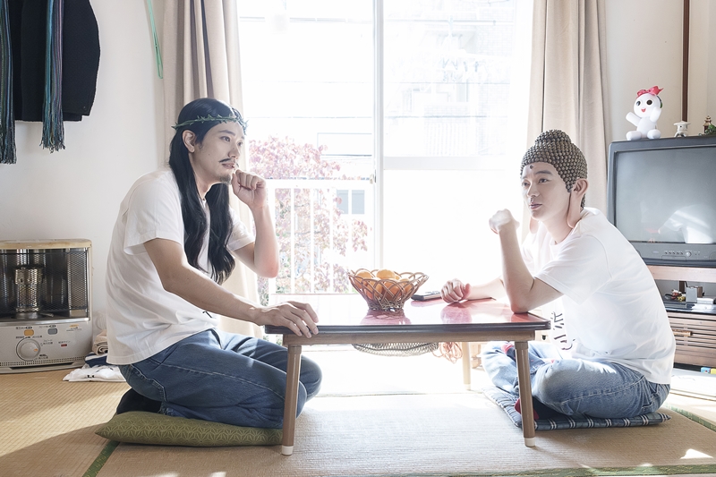 新年「初笑い映画」４選！映画『聖☆おにいさん』ほか“爆笑と感動と元気”をくれる邦画が続々公開